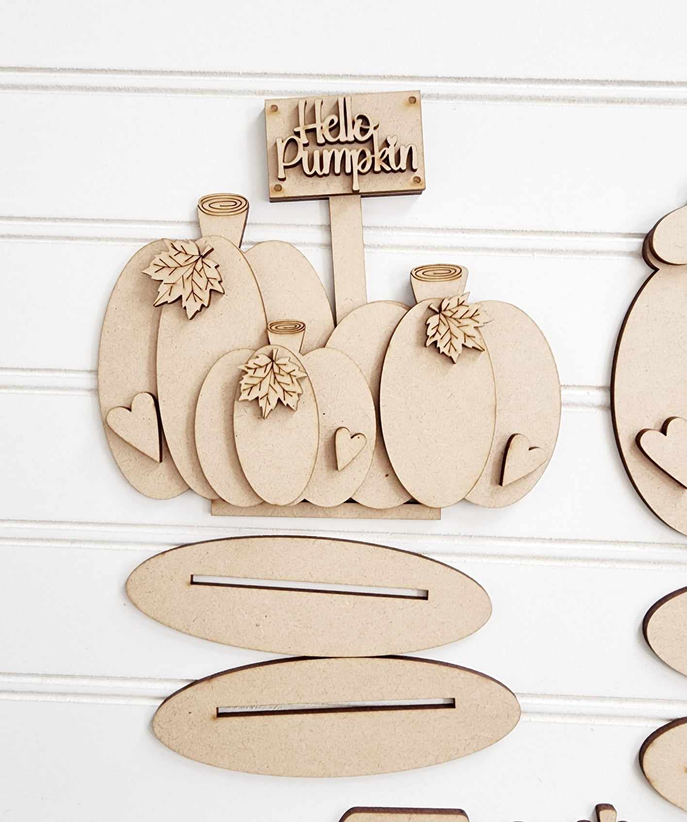 Hello Pumpkin Shelf Sitter DIY Kit