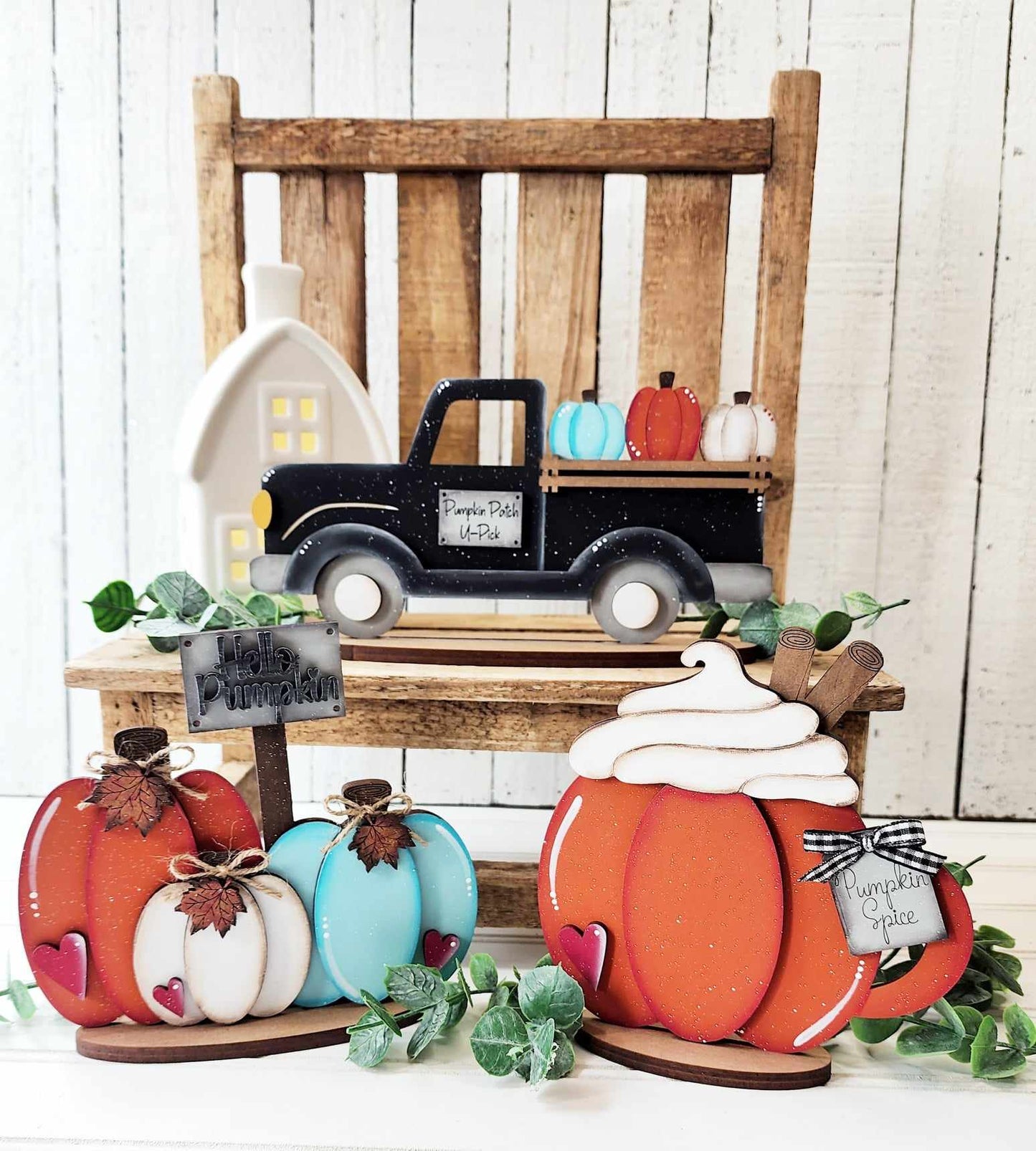 Hello Pumpkin Shelf Sitter DIY Kit