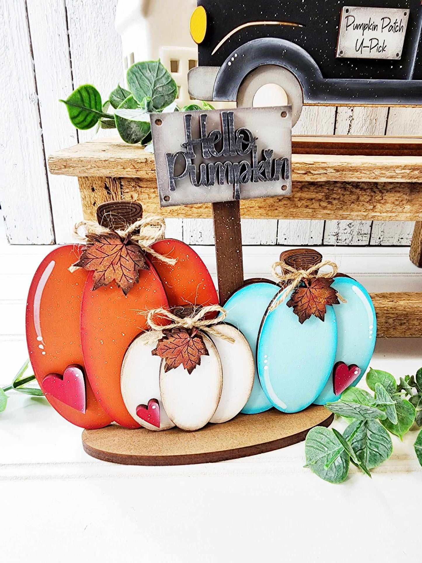 Hello Pumpkin Shelf Sitter DIY Kit