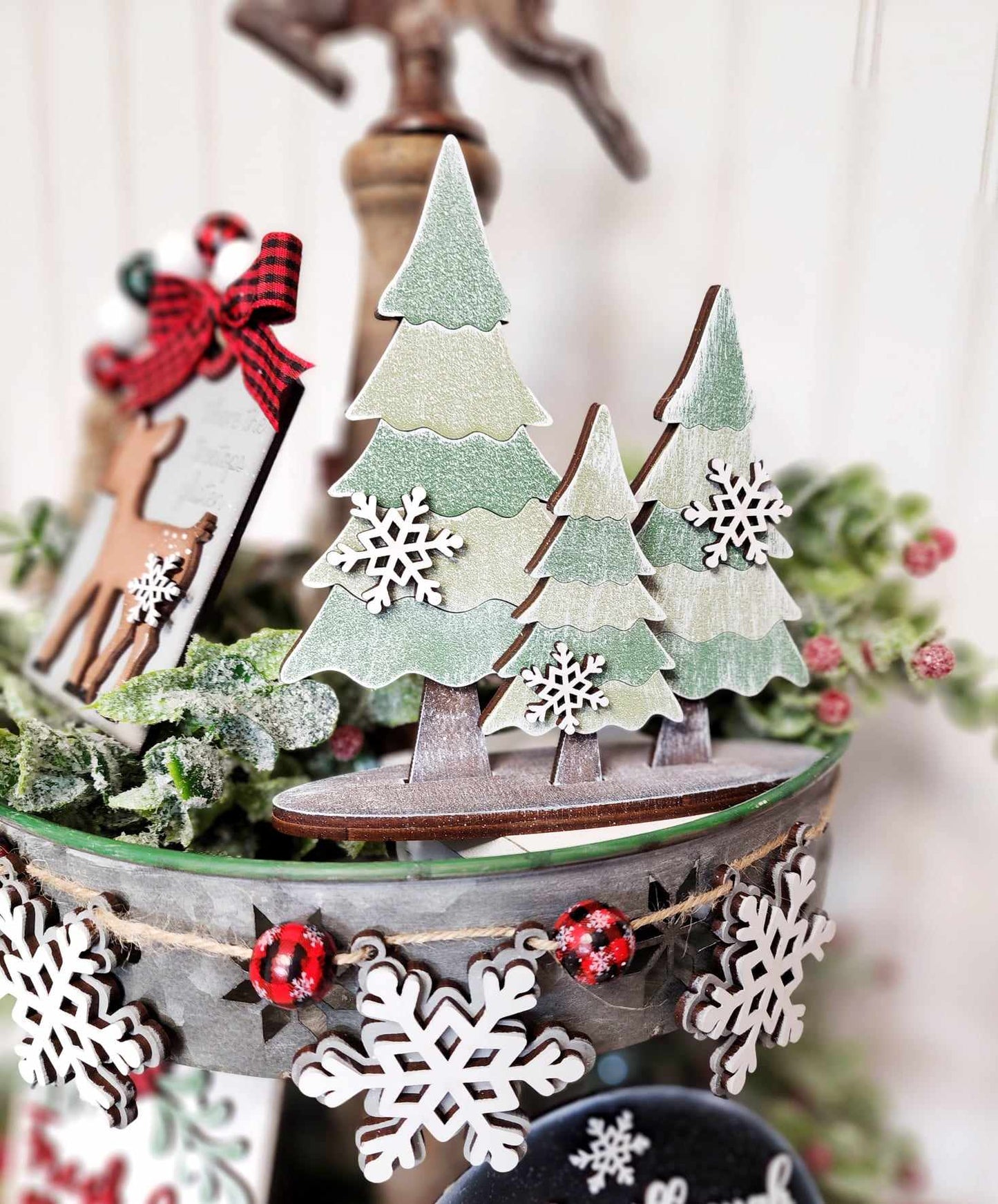 Mistletoe Christmas Tiered Tray DIY Kit