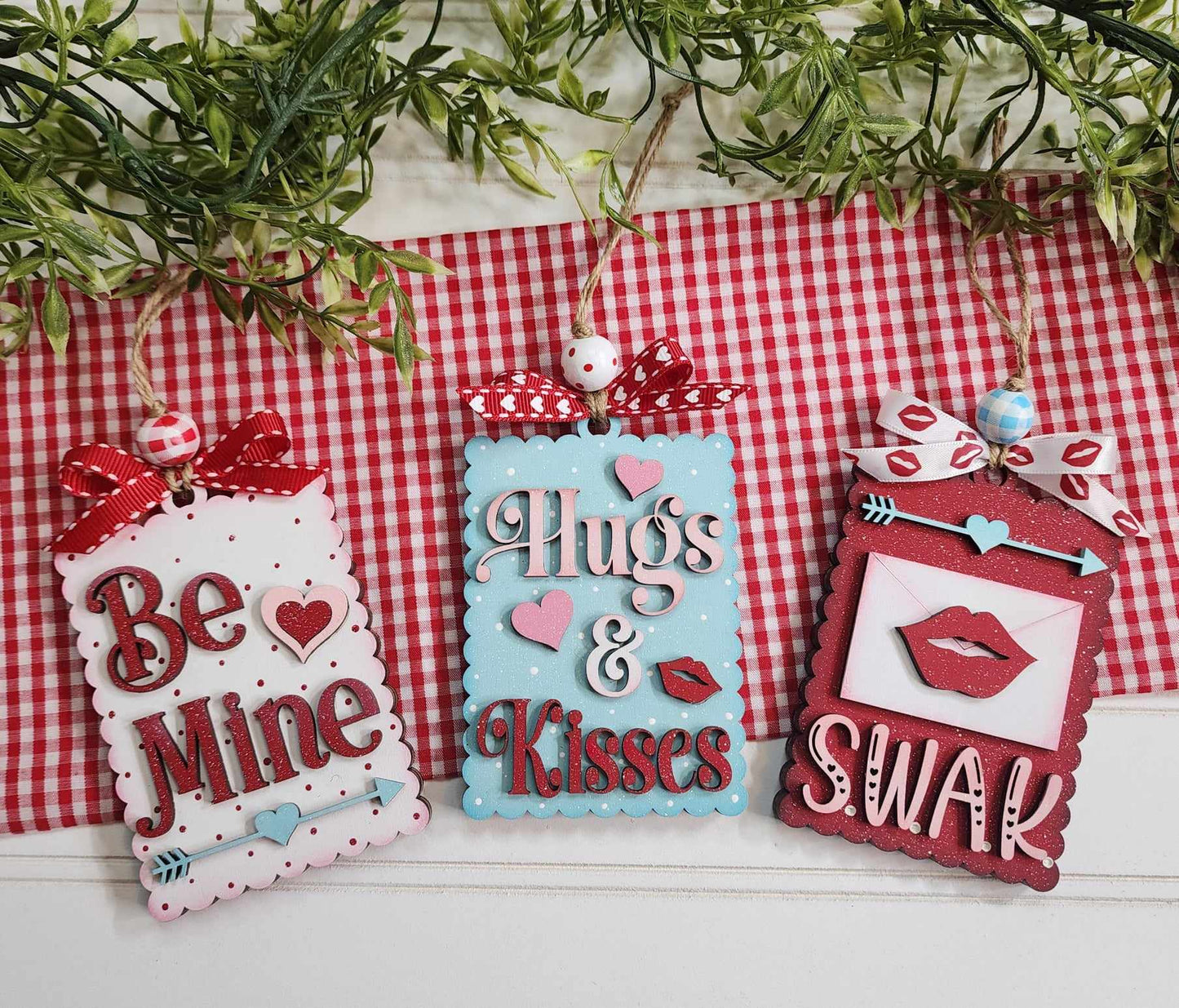 Hugs & Kisses Valentine Gift Card Holders DIY Kit